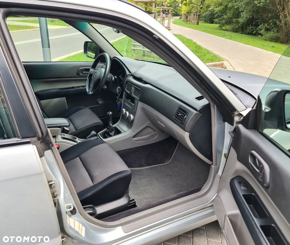 Subaru Forester 2.0 X - 6