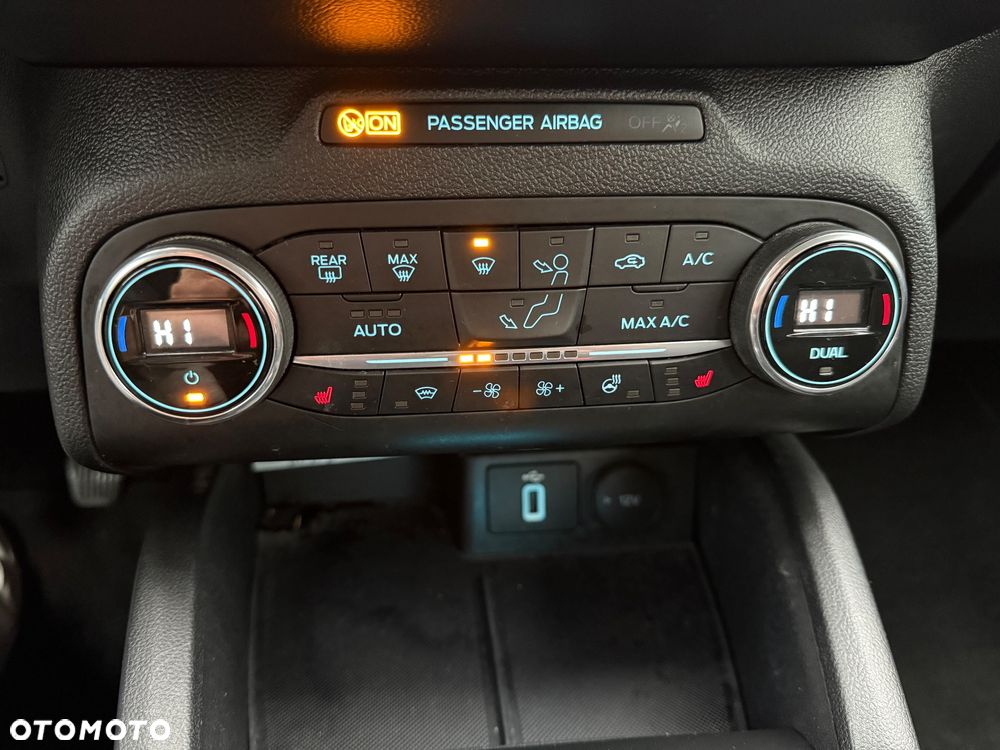 Ford Focus 1.5 EcoBlue Trend Edition - 34