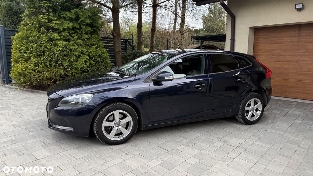 Volvo V40 D2 Summum - 16