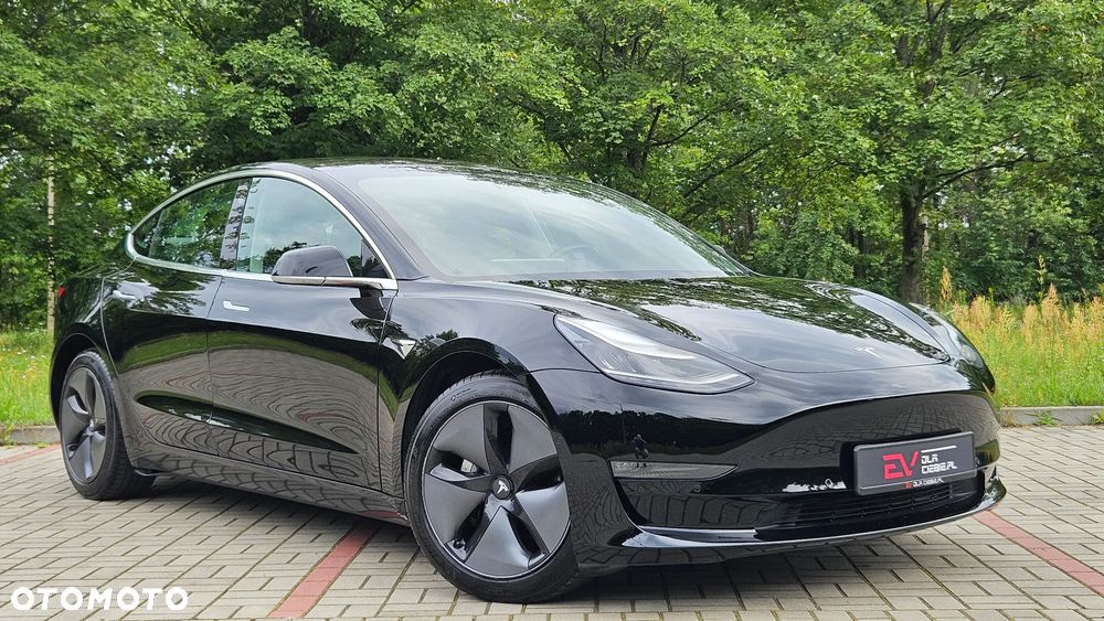 Tesla Model 3 - 9