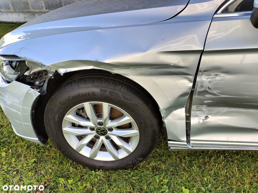 Volkswagen Passat 2.0 TDI SCR DSG - 21