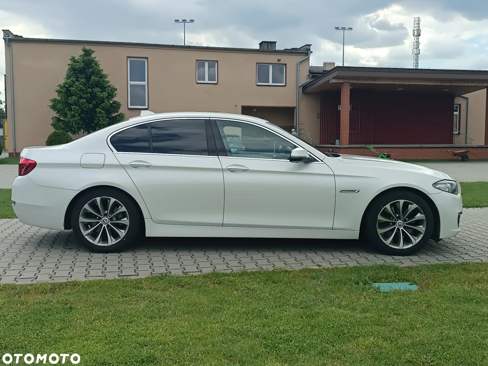 BMW Seria 5 525d Modern Line - 4