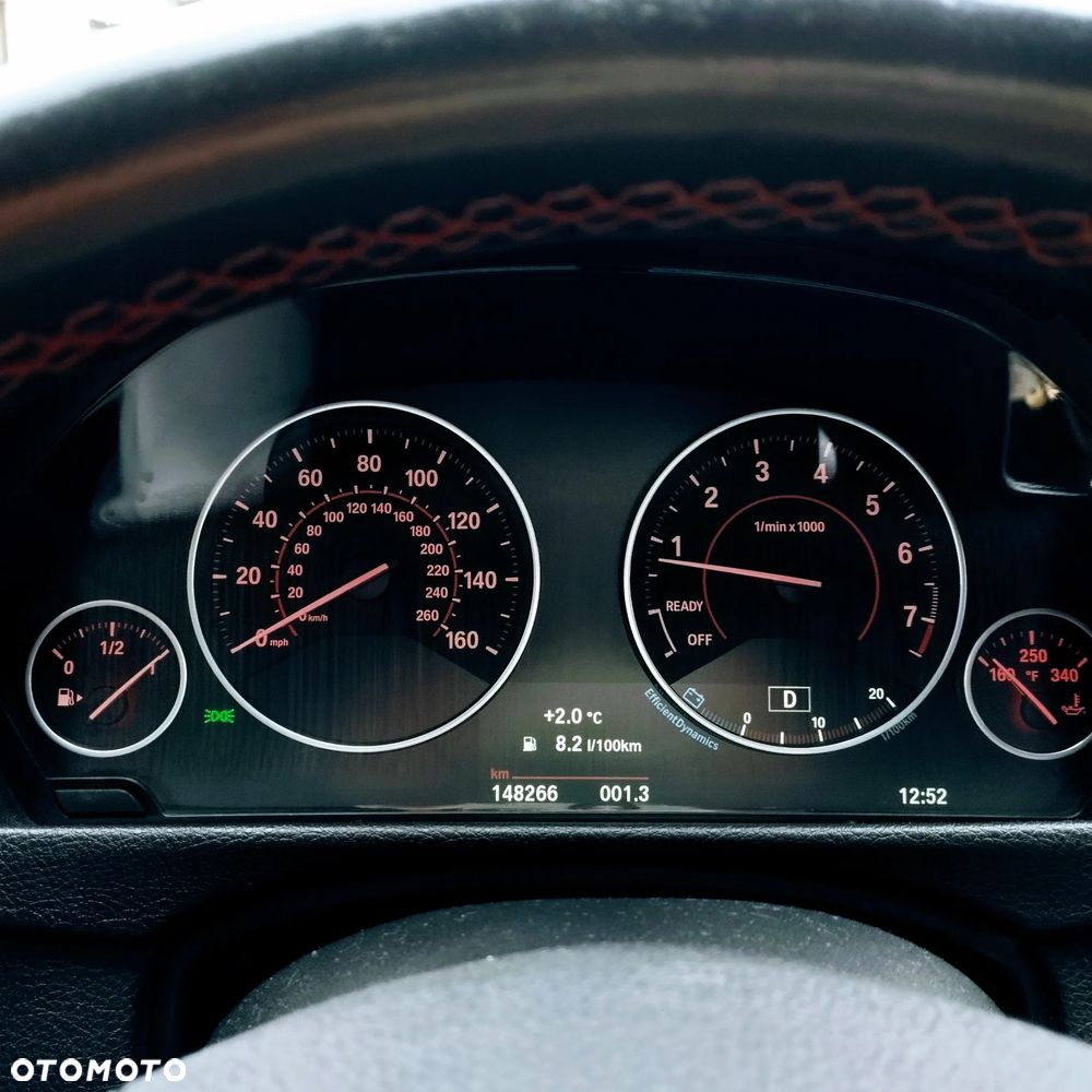 BMW Seria 3 330i GPF xDrive - 14