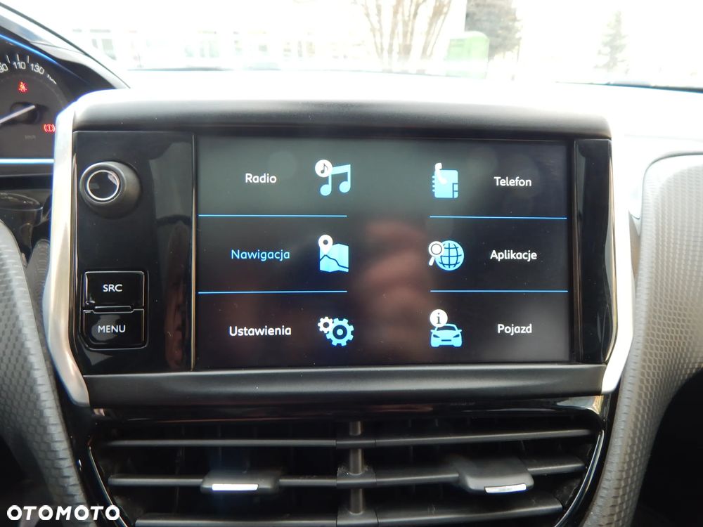 Peugeot 2008 1.2 Pure Tech Allure S&S - 25