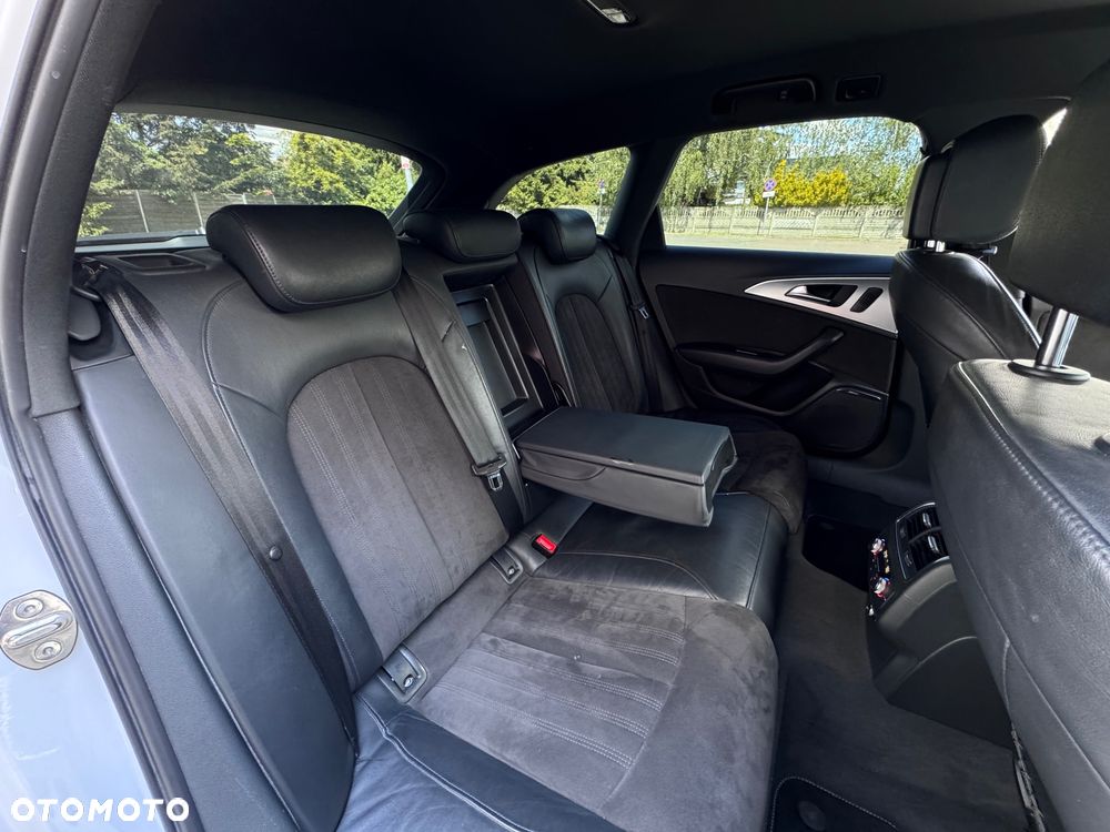 Audi A6 Avant 2.0 TDI Ultra S tronic - 30
