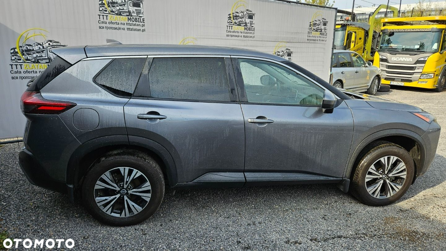 Nissan Rogue - 16