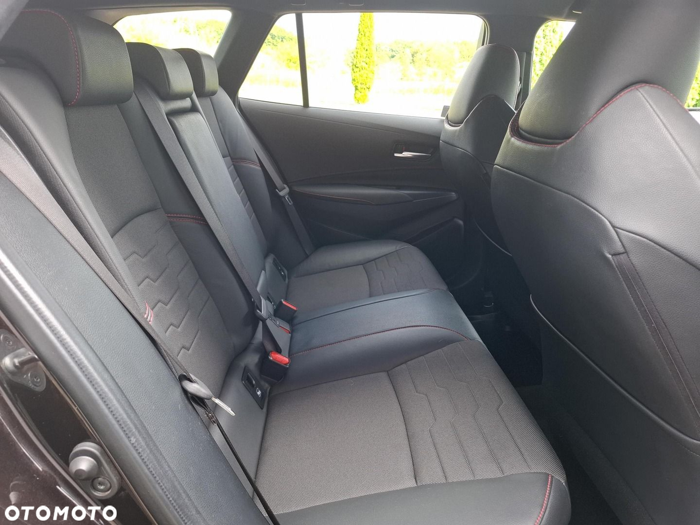Toyota Corolla - 18