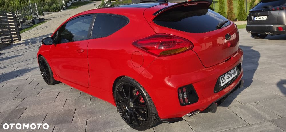 Kia ProCeed - 2