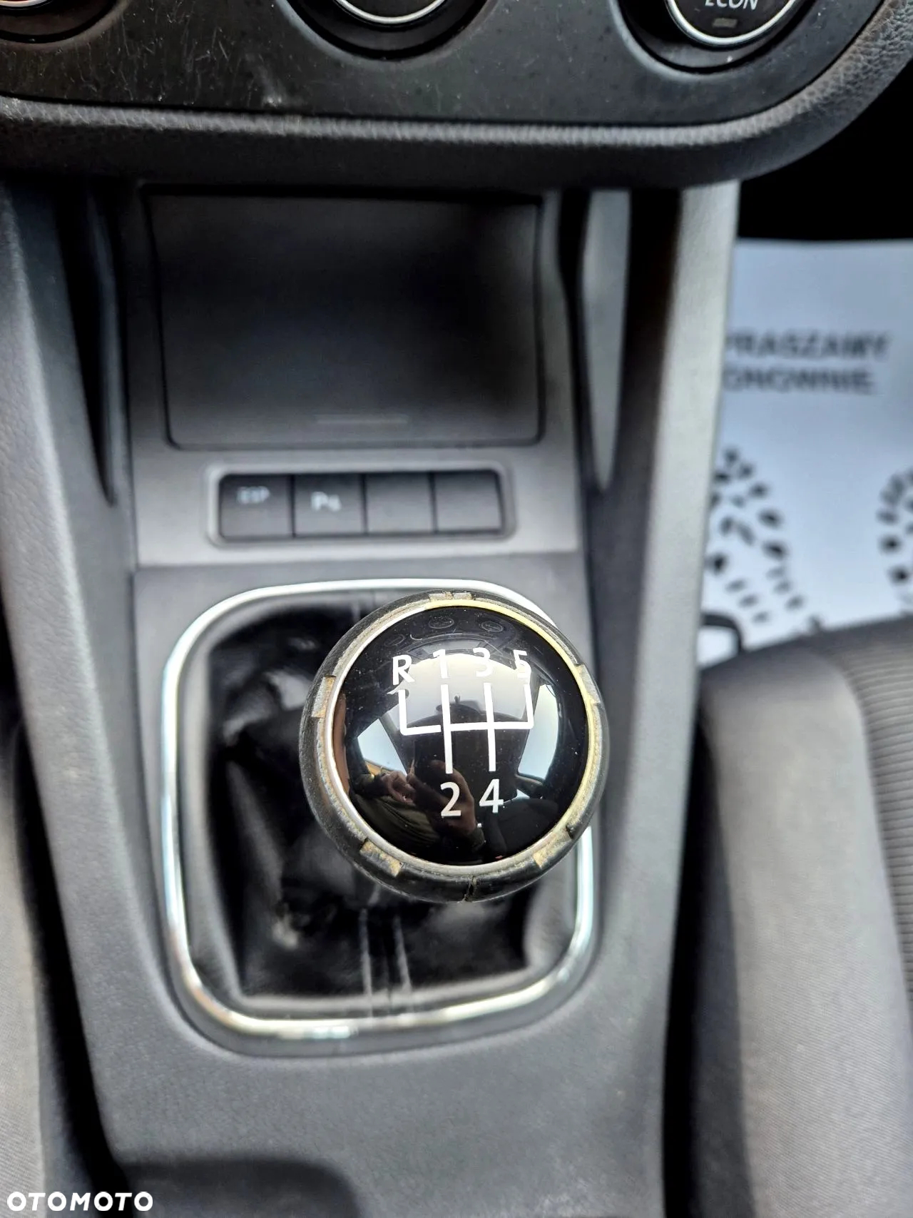 Volkswagen Golf - 25