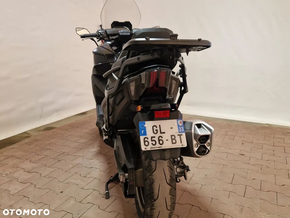 Kymco CV3 - 11