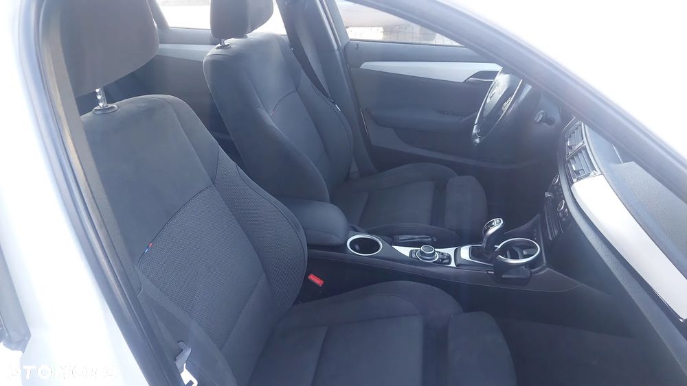 BMW X1 sDrive18d M Sport sport - 26