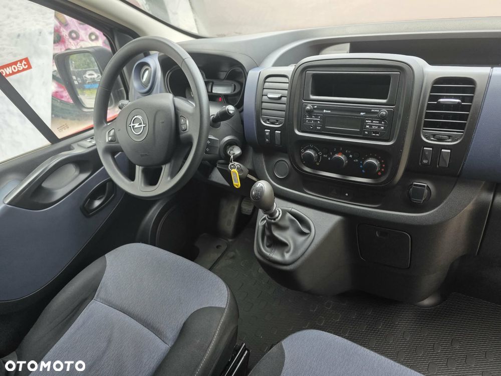 Opel Vivaro - 17