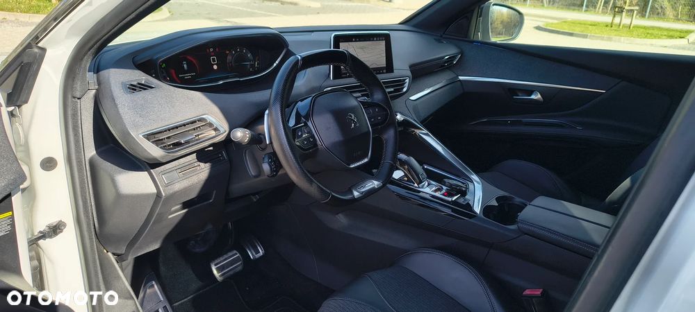 Peugeot 3008 - 8