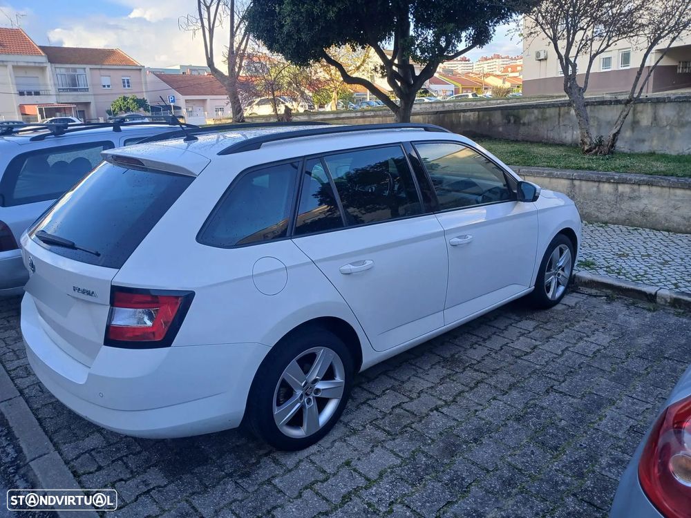 Skoda Fabia Break 1.4 TDi Ambition - 17