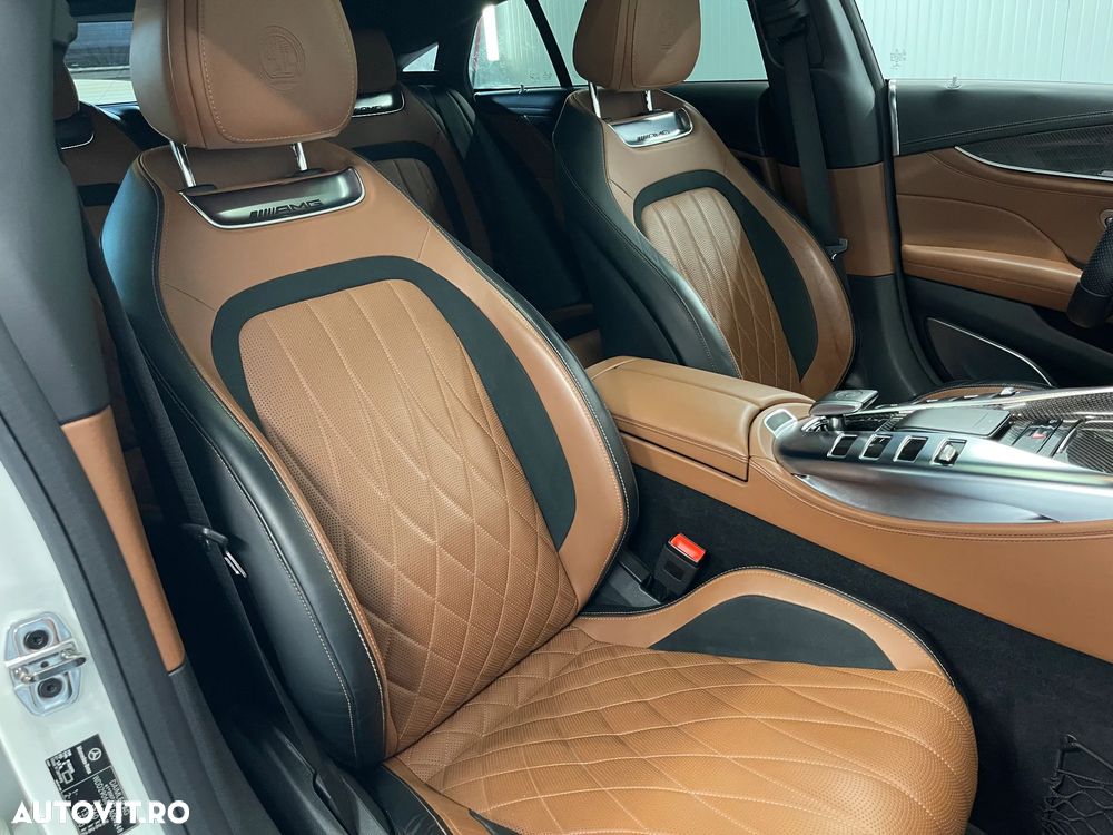 Mercedes-Benz AMG GT-S - 13