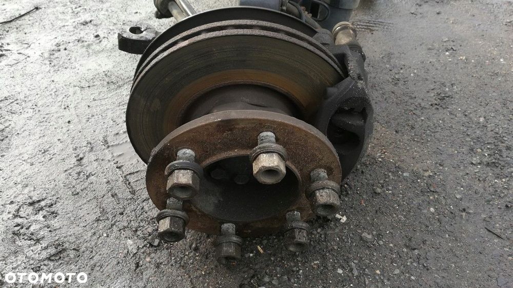 zacisk lewy przód bliźniak iveco 35c 50c 17r 14+ - 4