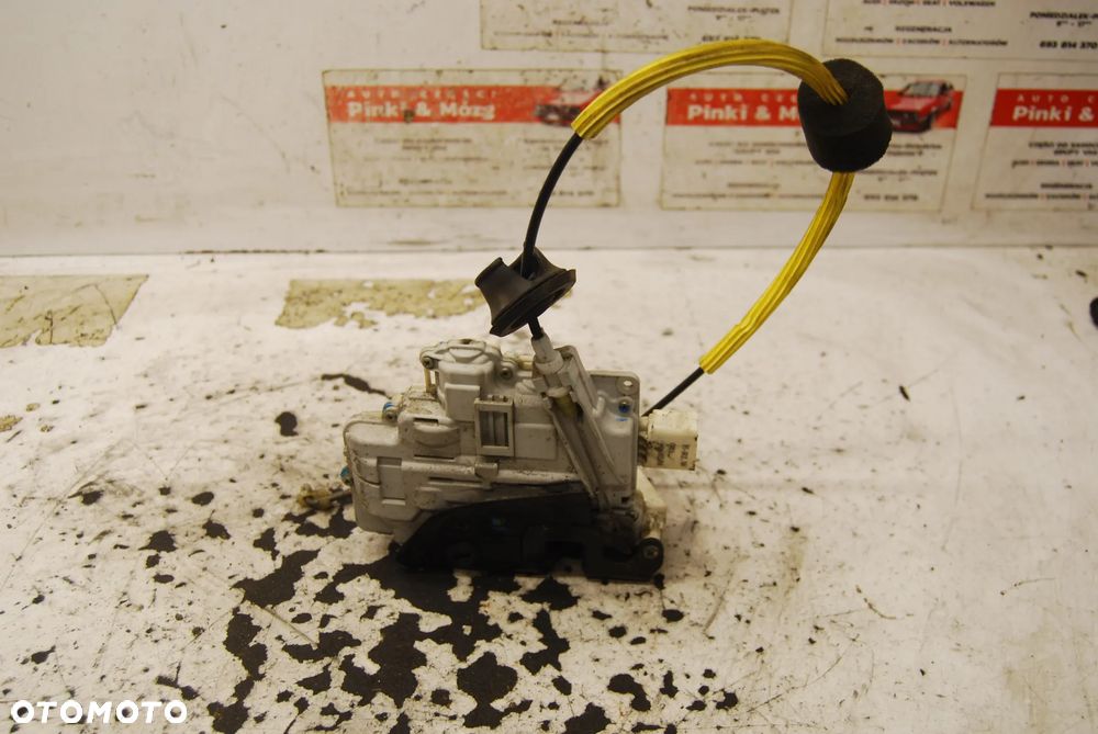 ZAMEK DRZWI LEWY TYŁ TYLNY LEWY 8 PIN AUDI A6 C6 4F0839015 - 2