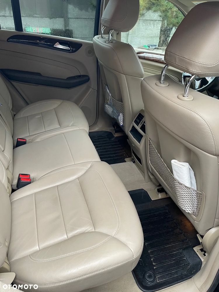 Mercedes-Benz ML 350 4MATIC (BlueEFFICIENCY) 7G-TRONIC - 14