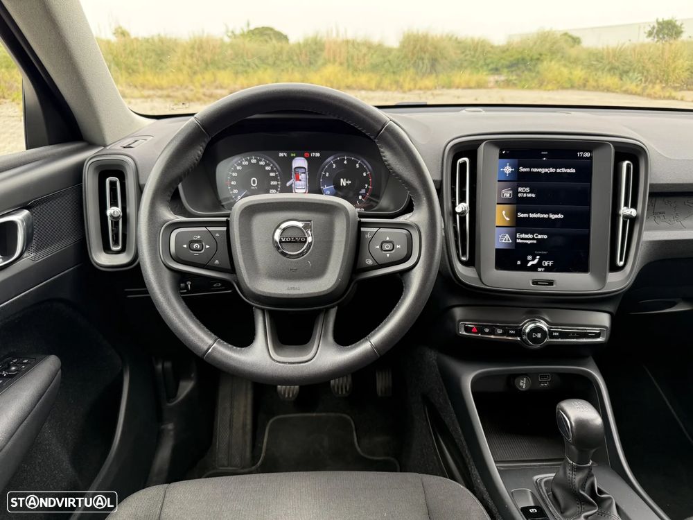 Volvo XC 40 1.5 T2 Momentum - 27