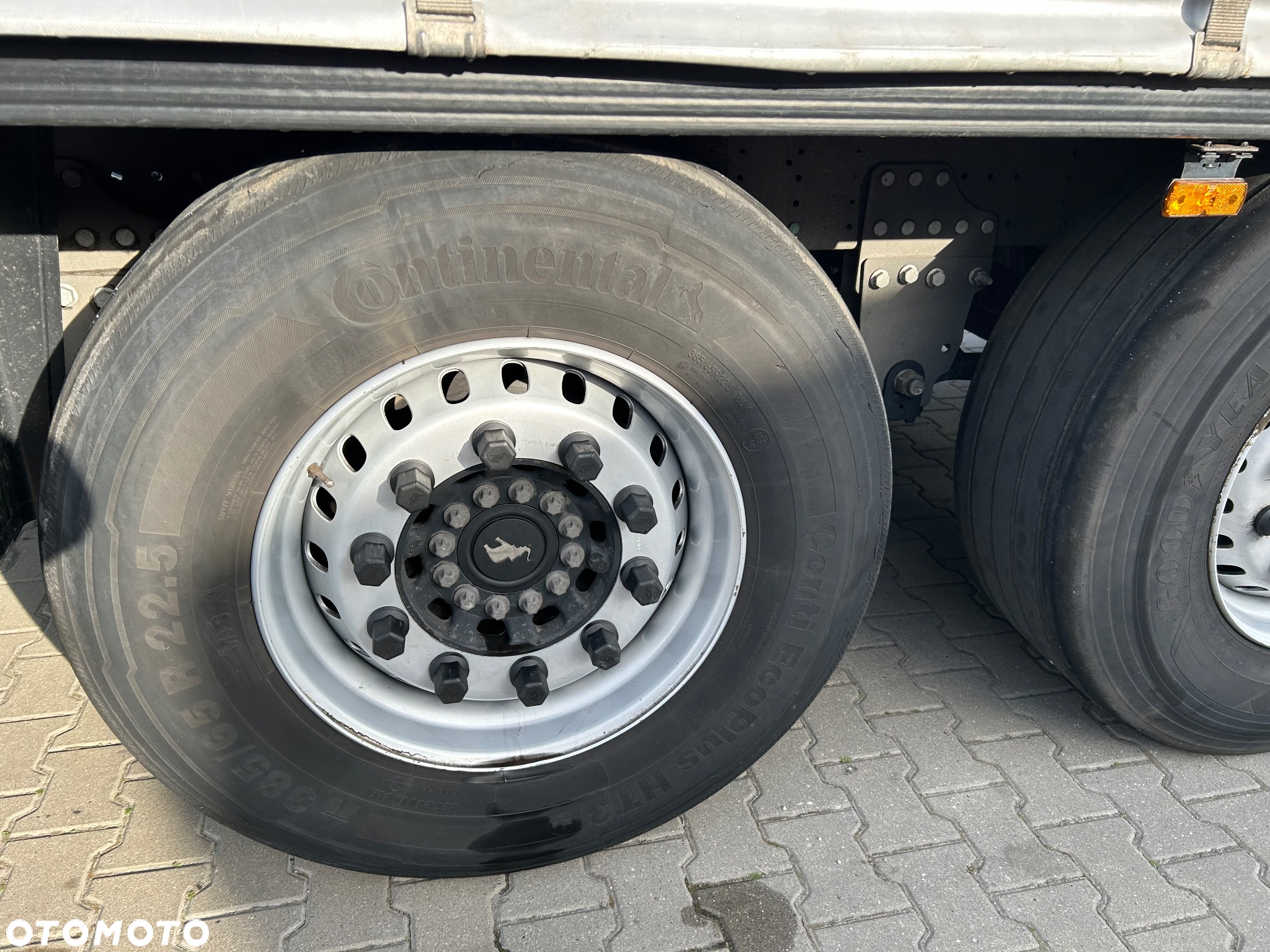Schmitz Cargobull - - 4
