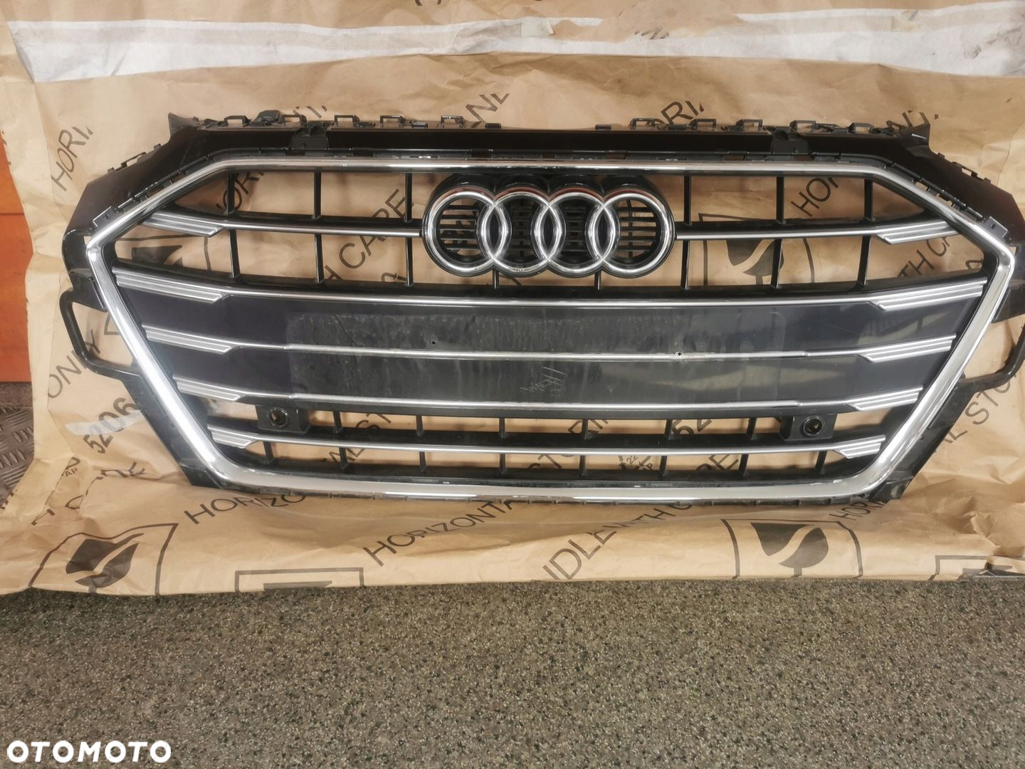 GRILL ATRAPA Audi A4 B9 LIFT 8W0853651DF/DH - 2
