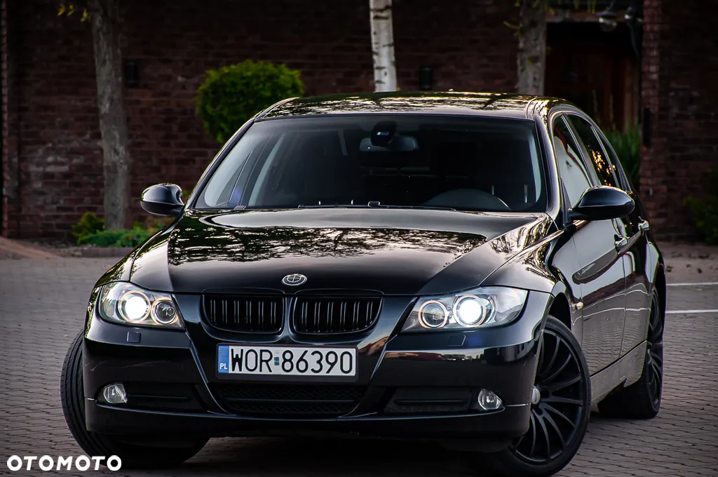 BMW Seria 3 318i Edition Sport - 2