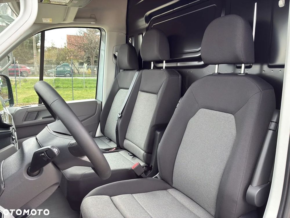 Volkswagen Crafter 35 Furgon L4H3, 2.0BiTDI 177KM, 4490mm, Wysoki dach - 17