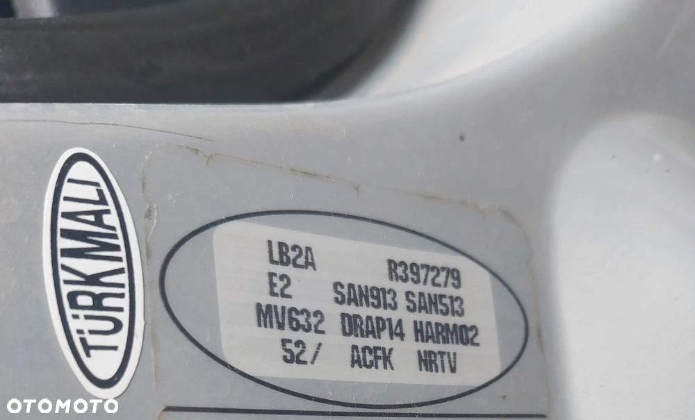 Renault Thalia I Lift polift Clio II silnik 1.4 98 KM K4J skrzynia biegów drzwi prawe lewe przód tył lusterko zewnętrzne MV632 srebrne lampa sanki belka felga szyba czołowa panel szyb wyświetlacz mechanizm sterownik mcperson amortyztor fotel panel szyb silnik przewody węże wspomagania fotel NA CZĘŚCI WSZYSTKIE CZĘŚCI - 12