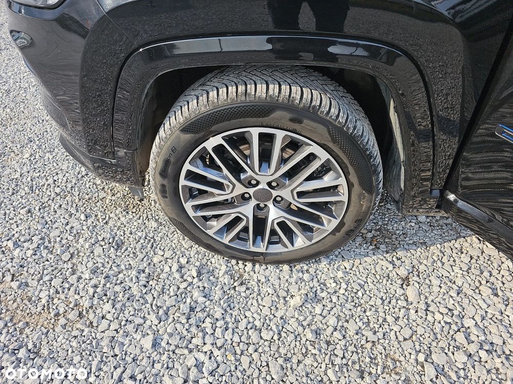 Jeep Compass - 30