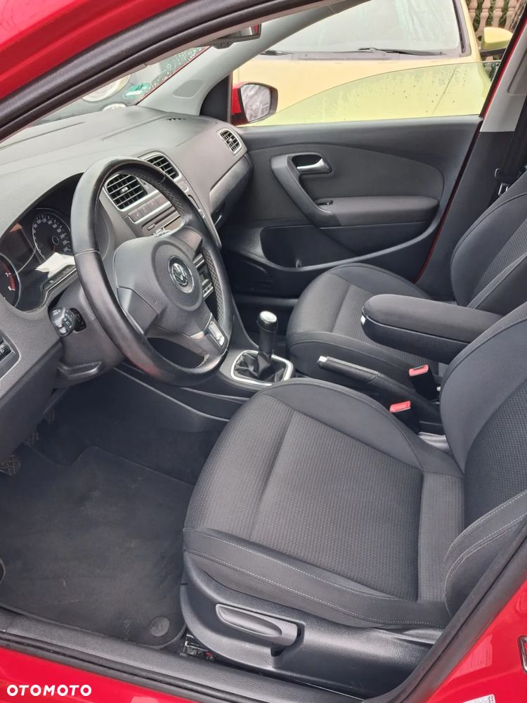 Volkswagen Polo - 18