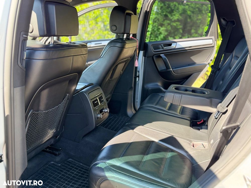 Volkswagen Touareg - 7