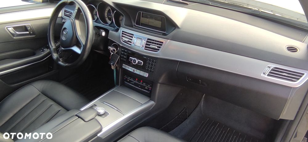 Mercedes-Benz Klasa E 200 BlueTEC 7G-TRONIC Avantgarde - 34