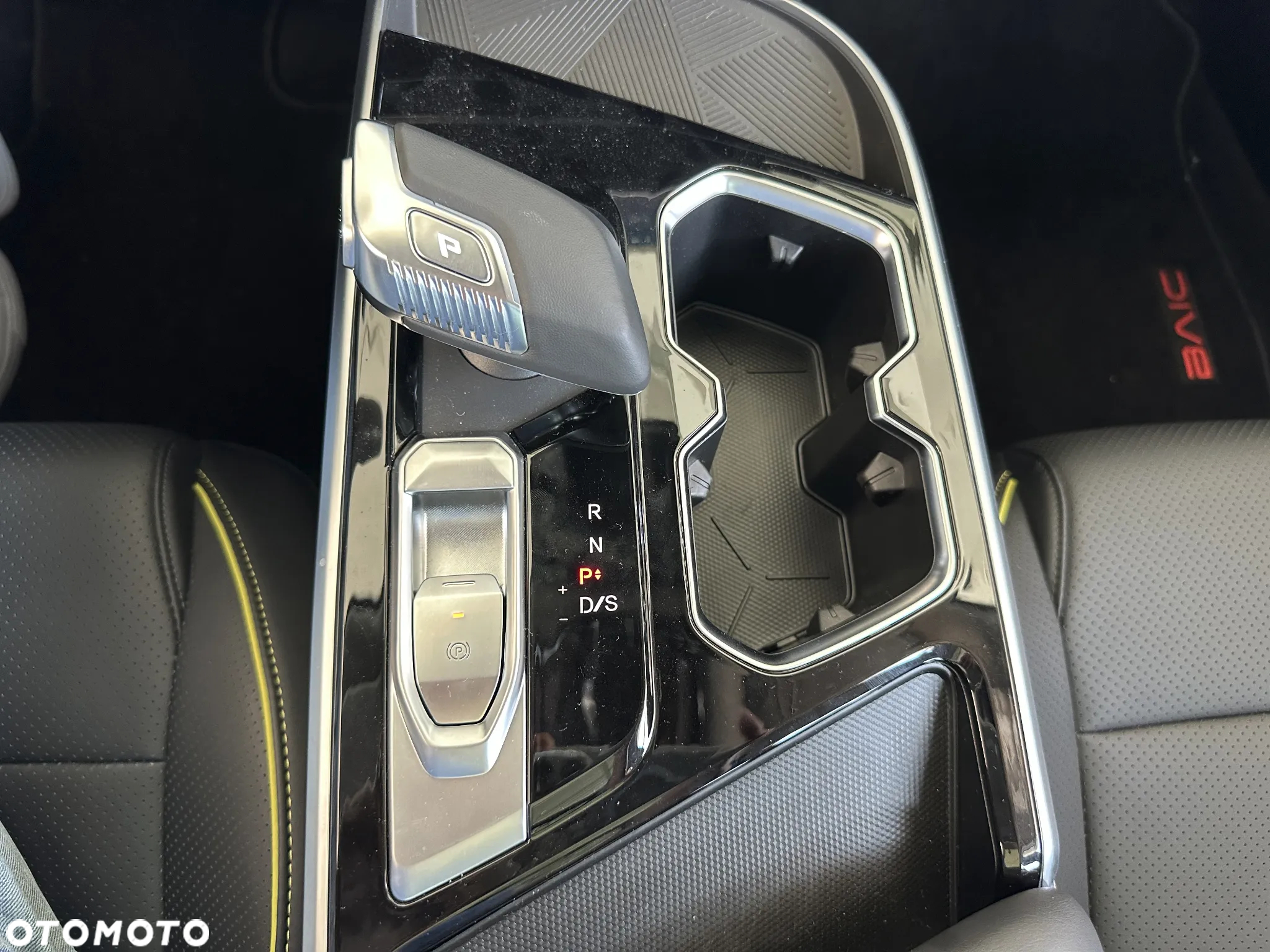 Baic Beijing 5 1.5T Luxury DCT - 14