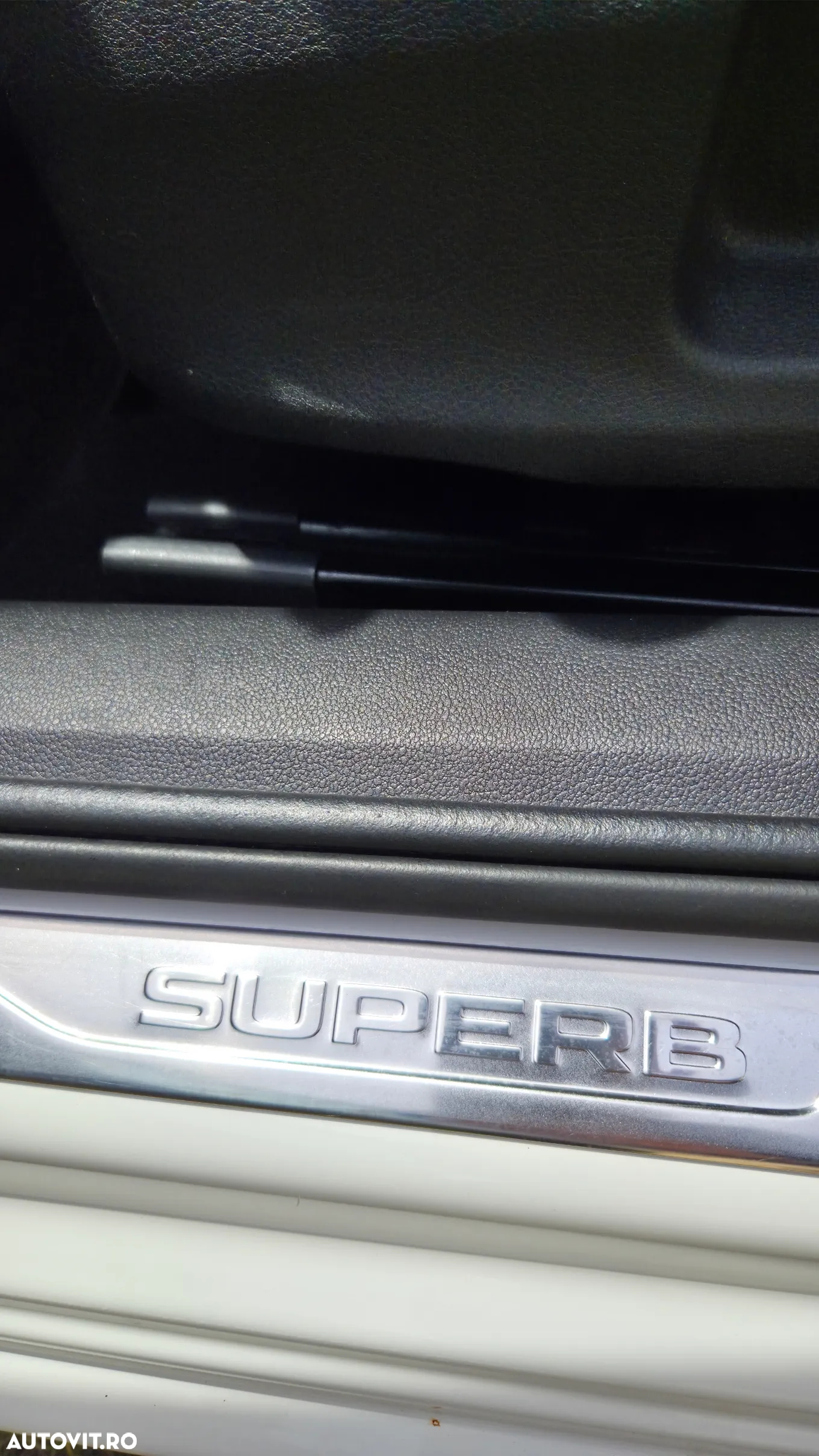 Skoda Superb 2.0 TDI Style - 16