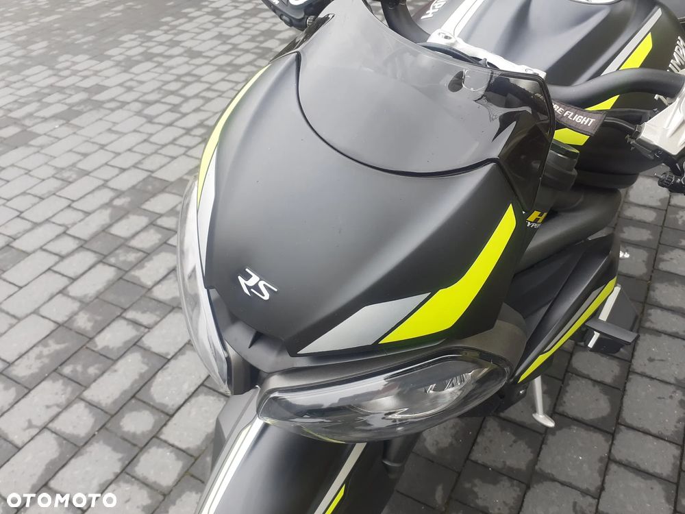 Triumph Street Triple - 6