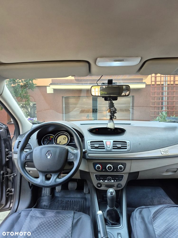 Renault Megane 1.5 dCi Authentique - 11