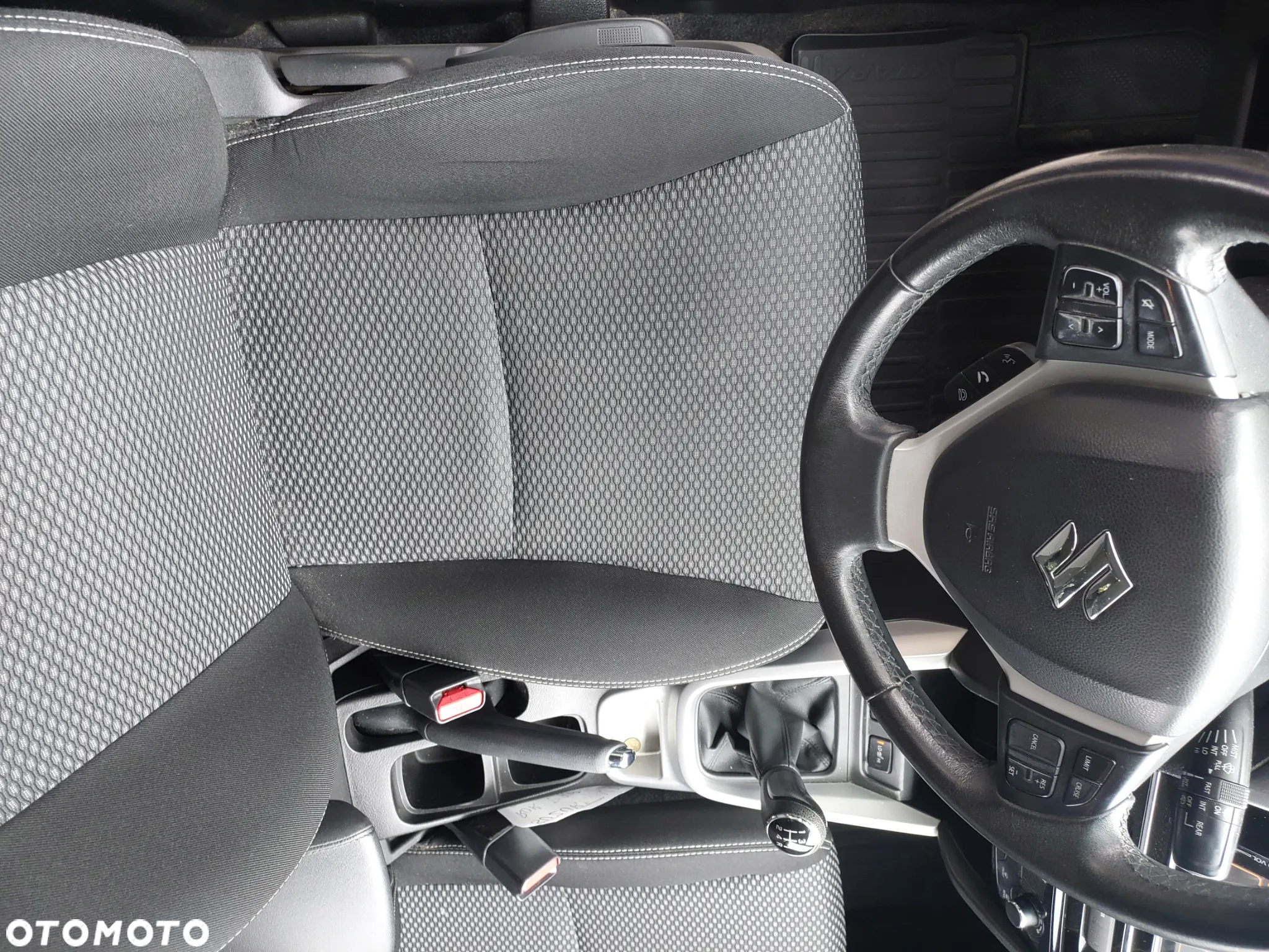 Suzuki Vitara 1.6 Comfort 2WD - 13