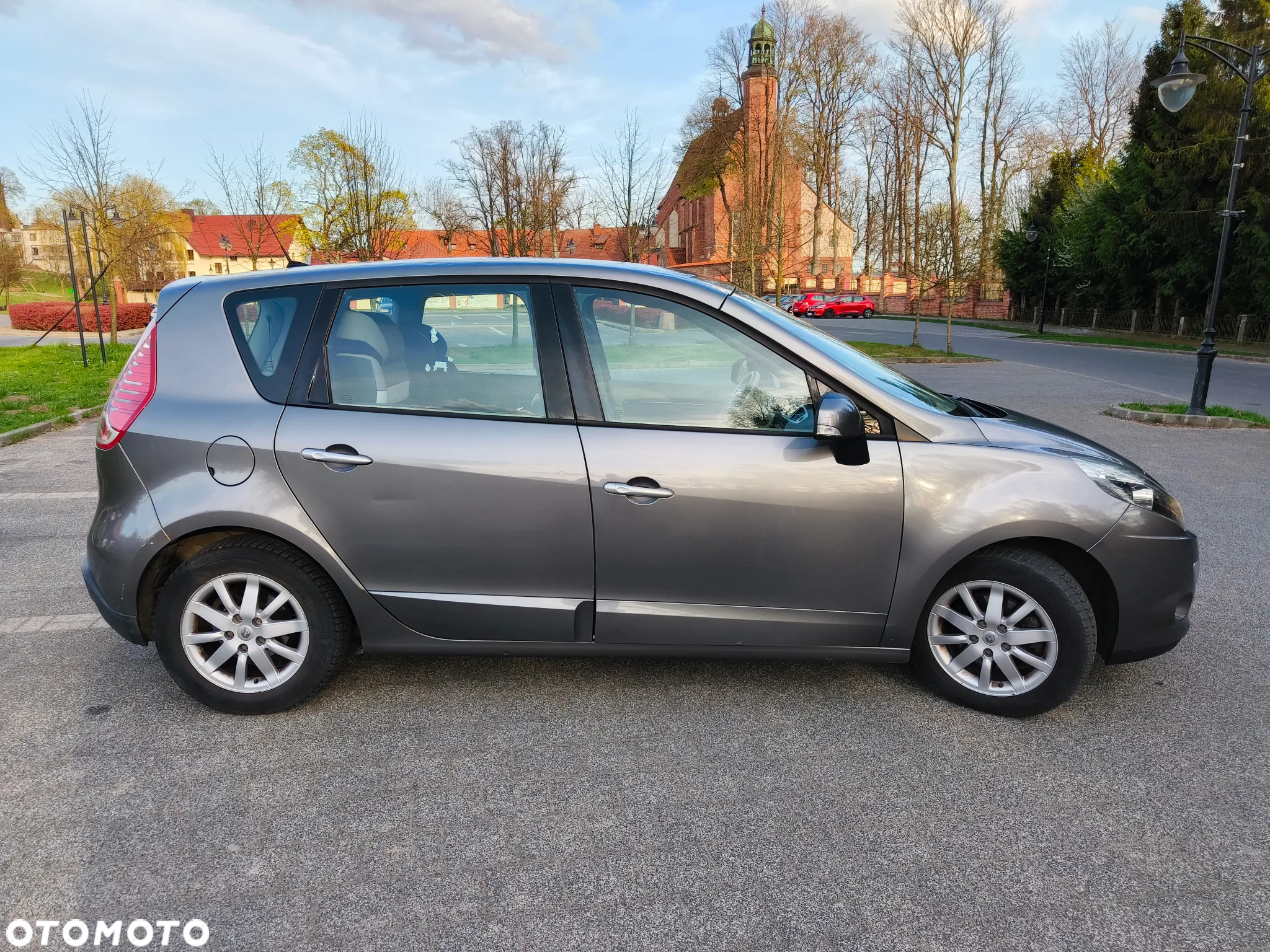Renault Scenic 1.5 dCi Privilege - 3