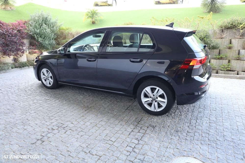 VW Golf 1.0 TSI Life - 10