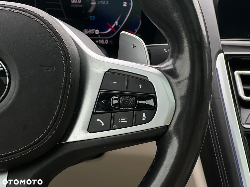 BMW Seria 8 - 19