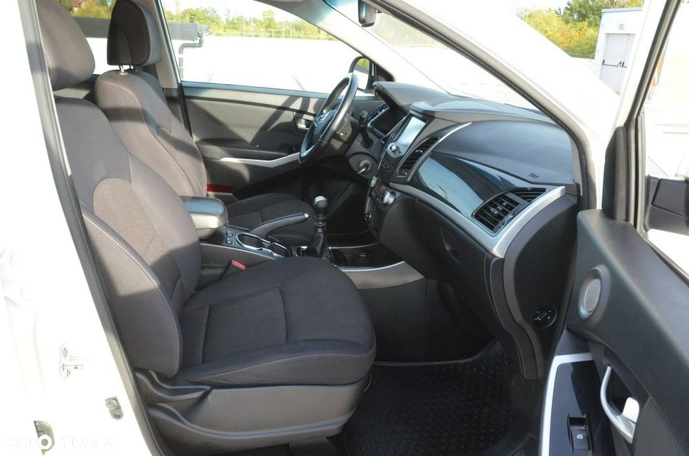 SsangYong/KGM Korando 2.0 Quartz 2WD - 25
