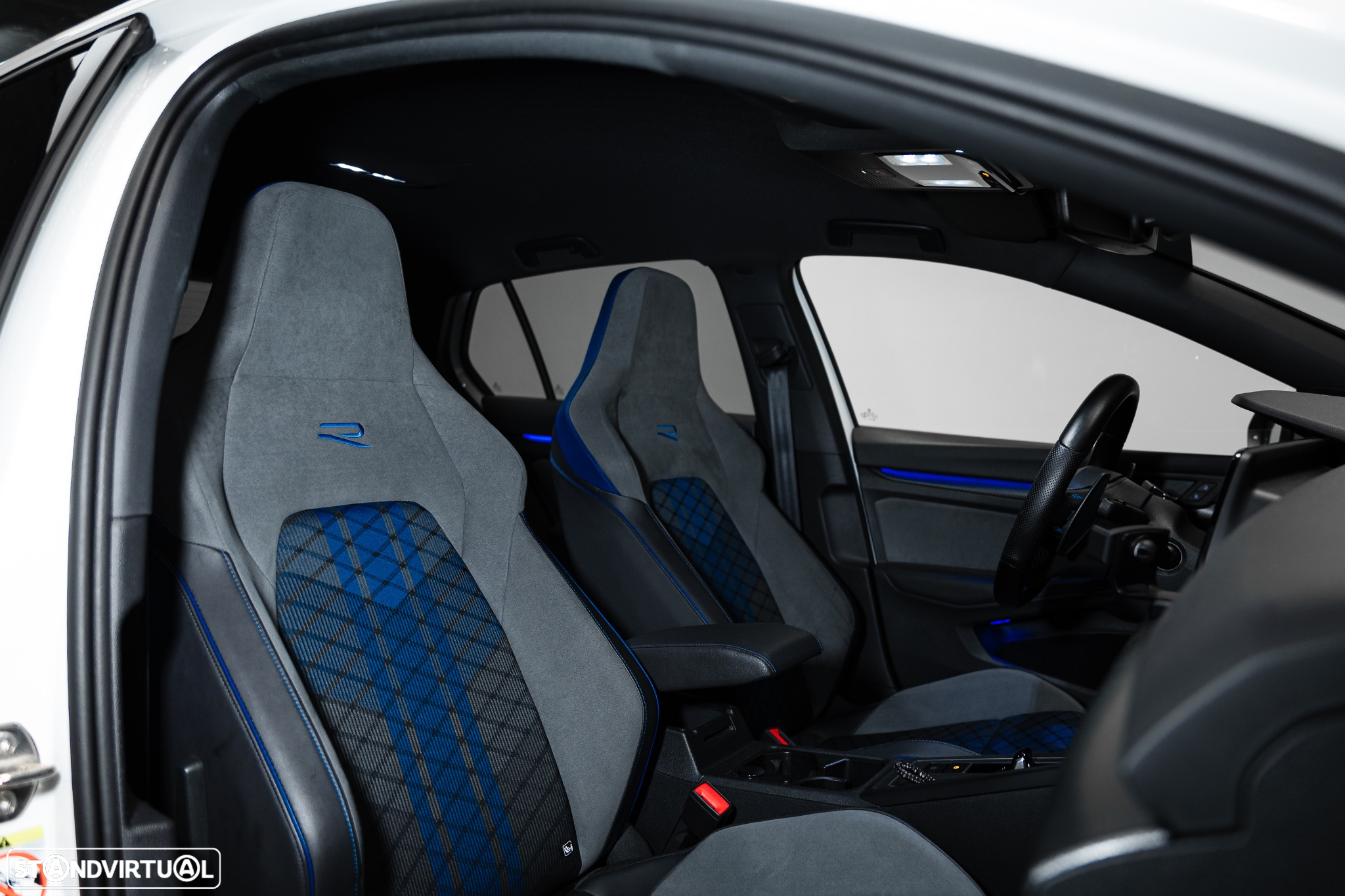VW Golf 2.0 TSI R DSG - 17