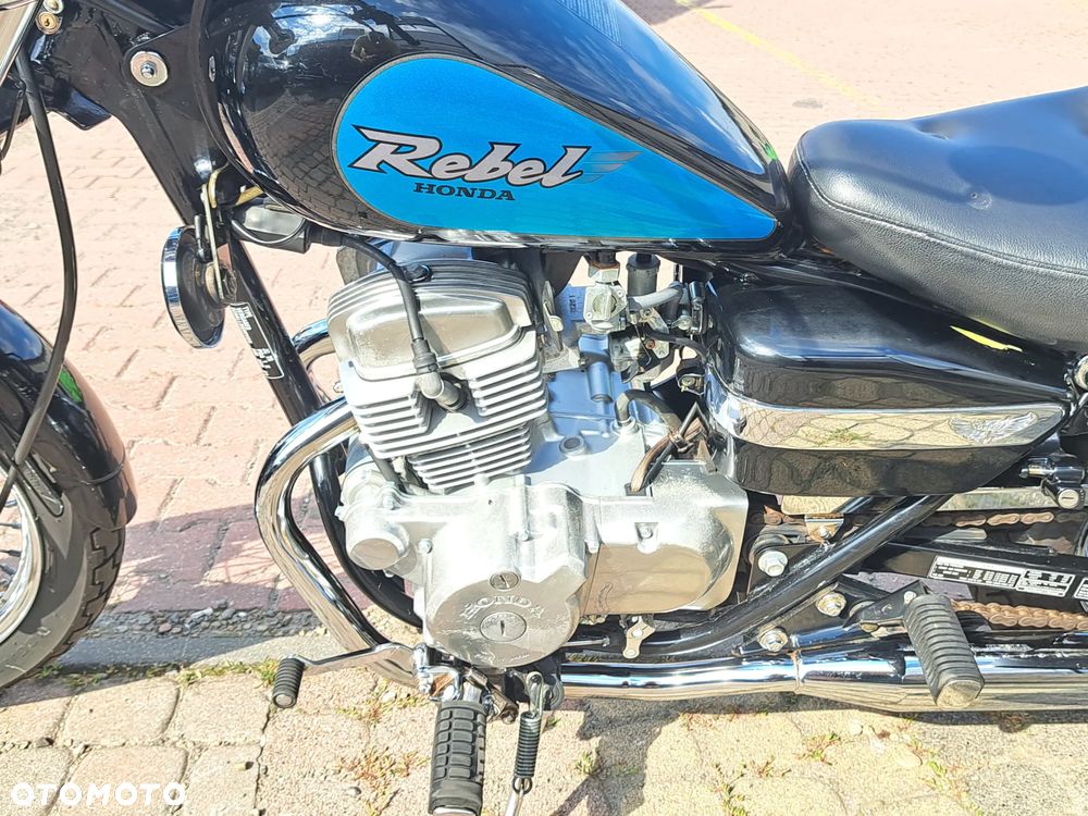Honda CA - 25