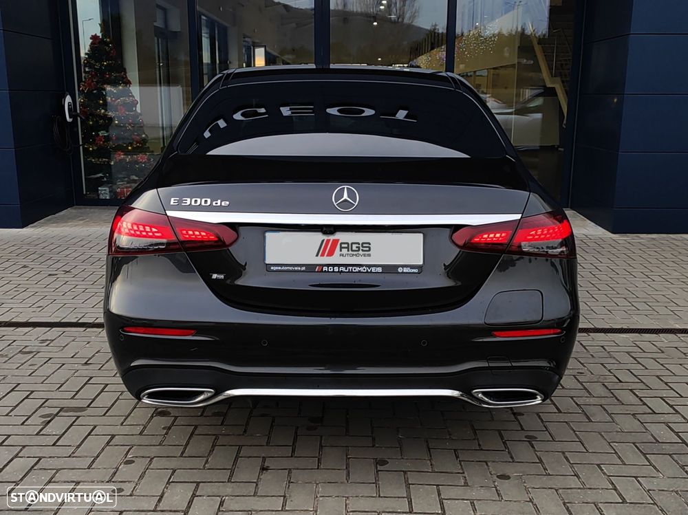 Mercedes-Benz E 300 de AMG Line - 3