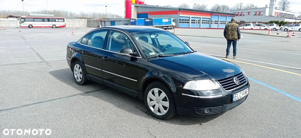 Volkswagen Passat 1.9 TDI Comfortline - 1