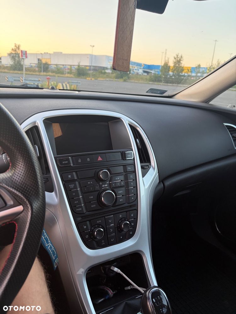 Opel Astra 1.6 T Sport - 9