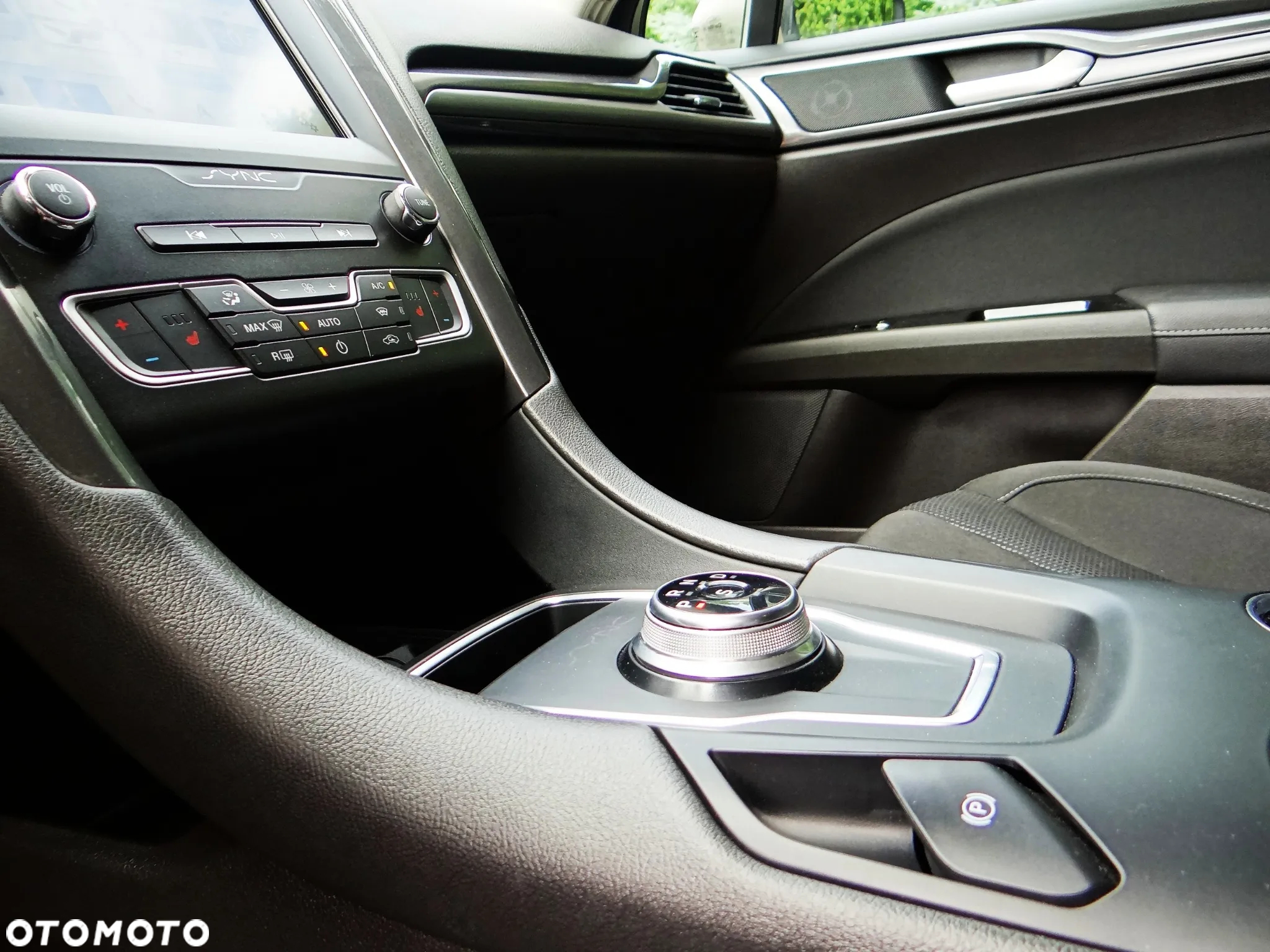 Ford Mondeo Turnier 2.0 EcoBlue Titanium - 8