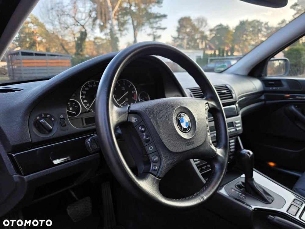 BMW Seria 5 - 31