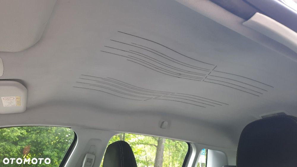 Peugeot 2008 1.6 BlueHDi Allure - 9