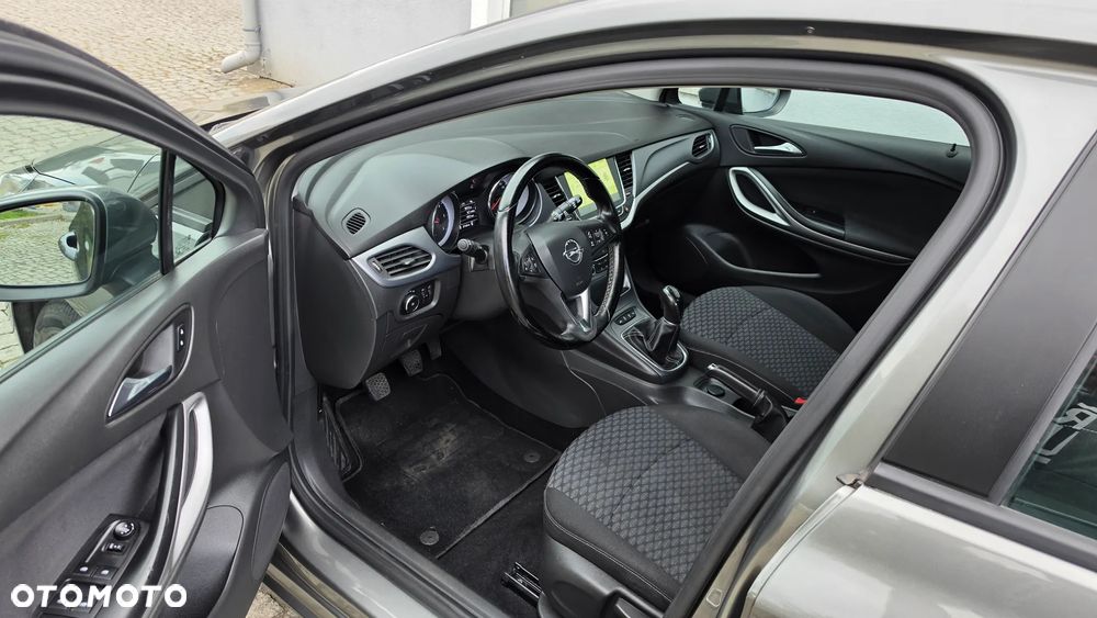 Opel Astra 1.6 D (CDTI) Start/Stop Business - 11